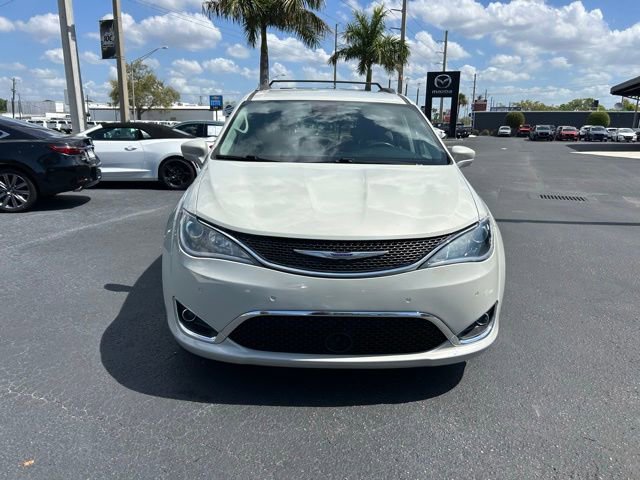 Used 2020 Chrysler Pacifica Touring-L Plus image 2