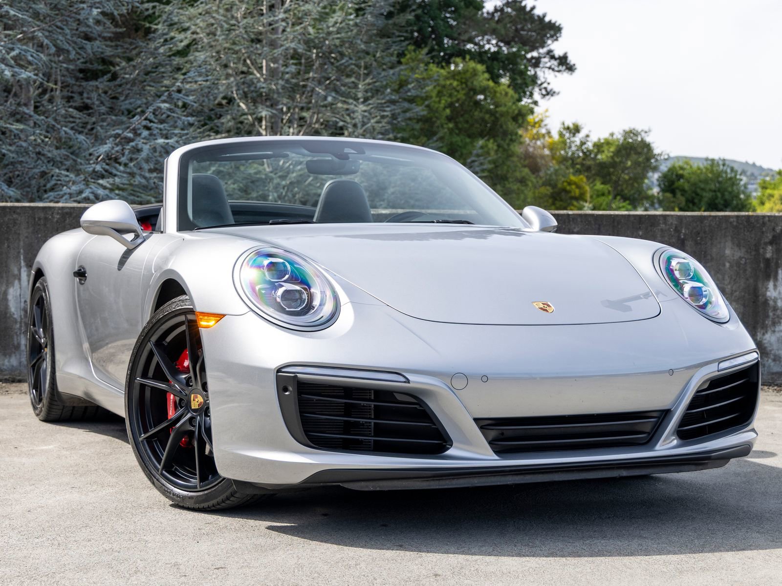 Certified 2018 Porsche 911 Carrera S image 9