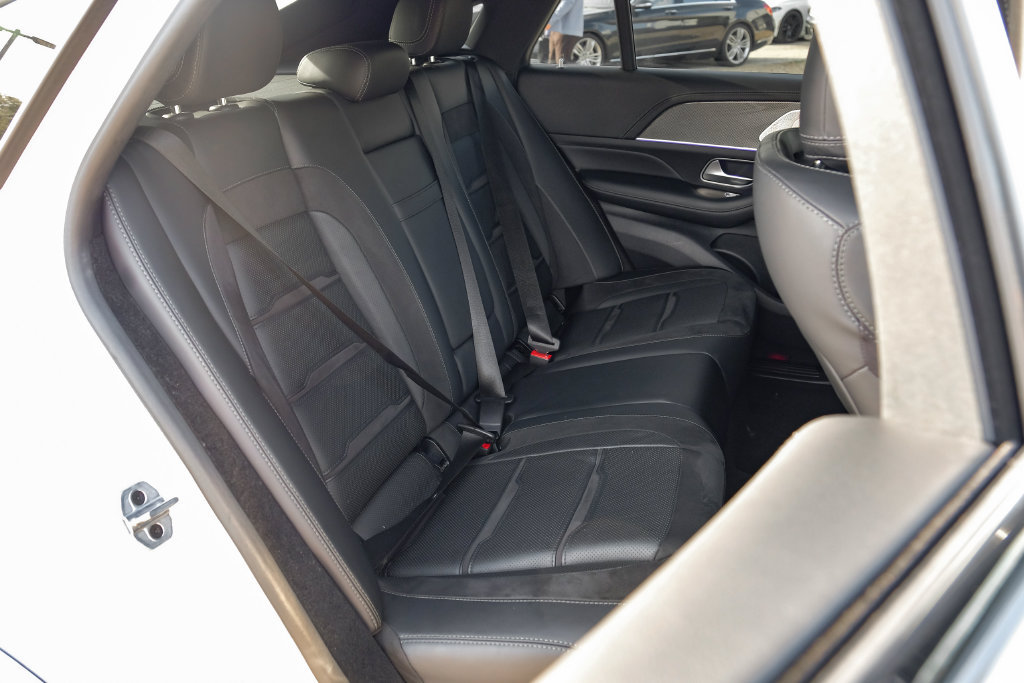 Used 2023 Mercedes-Benz GLE 53 AMG 4MATIC Coupe image 38