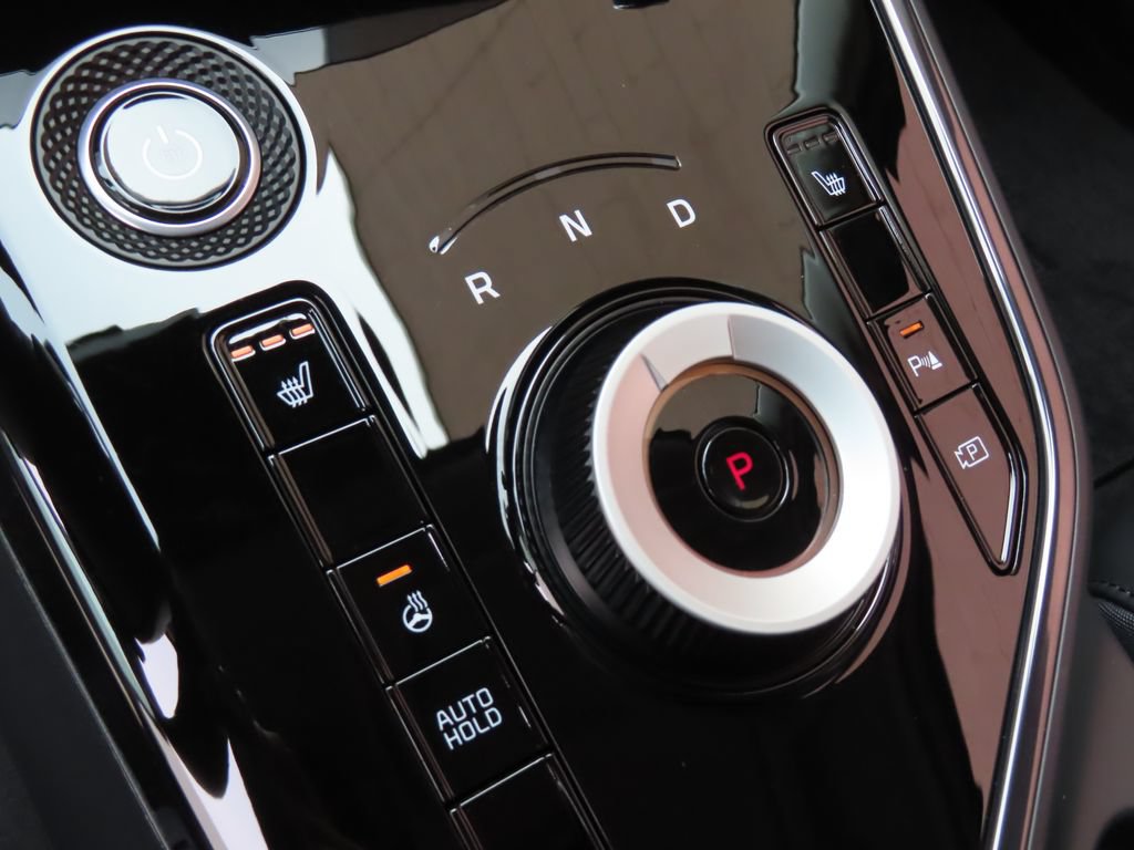 Certified 2024 Kia Niro Wind w/ Wind Preserve Package FWD image 8