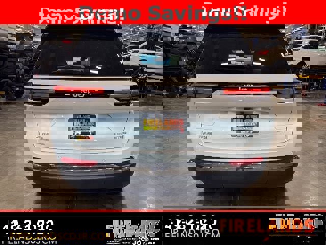 New 2025 Jeep Grand Cherokee Limited w/ Trailer Tow Package image 4