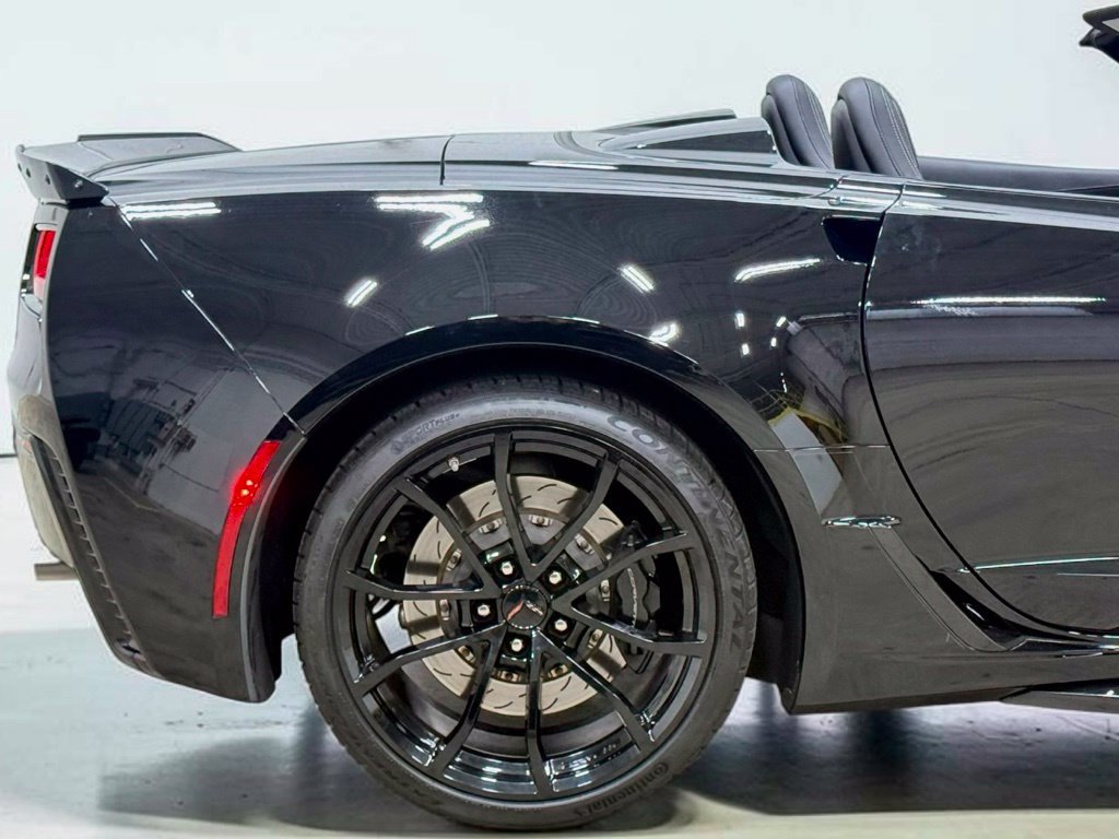 Used 2017 Chevrolet Corvette Grand Sport RWD image 11