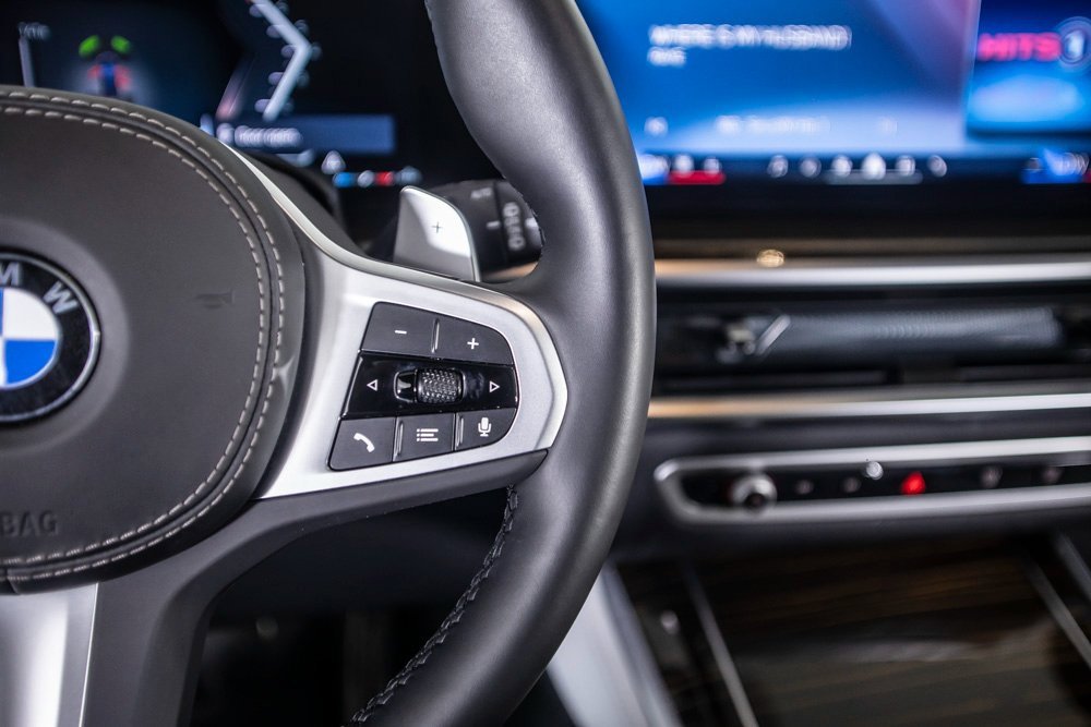 Used 2026 BMW X5 sDrive40i w/ M Sport Package image 34