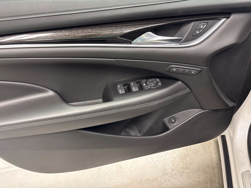 Used 2018 Buick LaCrosse Premium FWD image 17