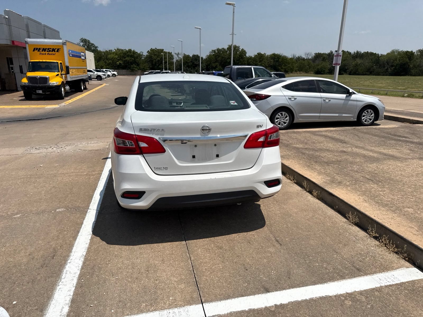 Used 2018 Nissan Sentra SV w/ All Weather Package FWD image 27