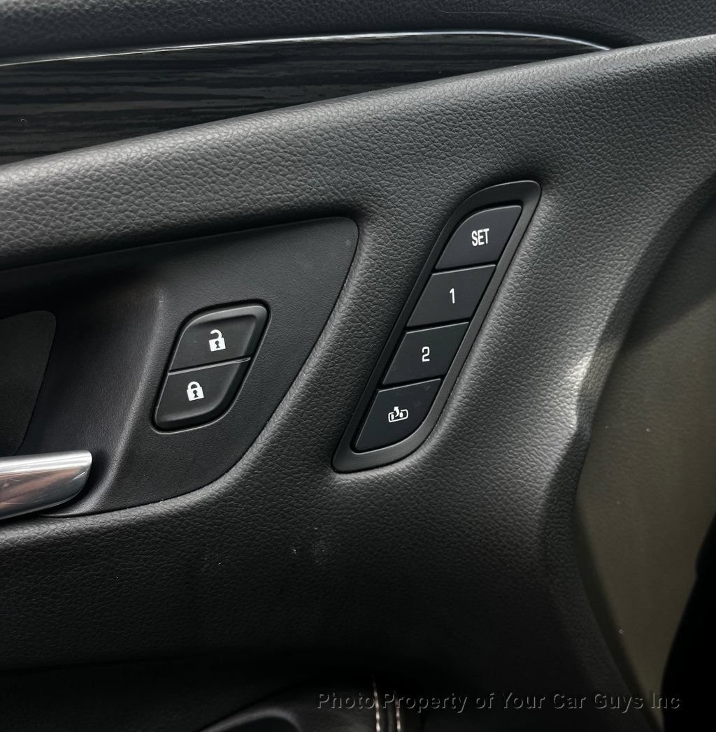 Used 2017 Buick Envision Essence FWD image 23