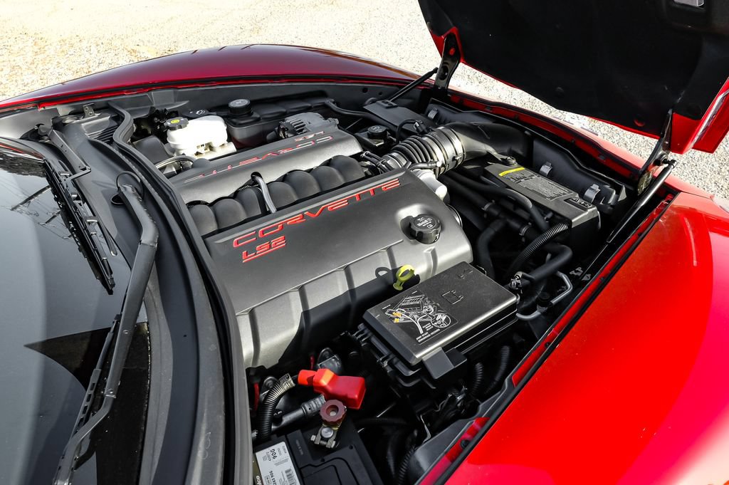 Used 2006 Chevrolet Corvette Convertible w/ Preferred Equipment Group RWD image 34