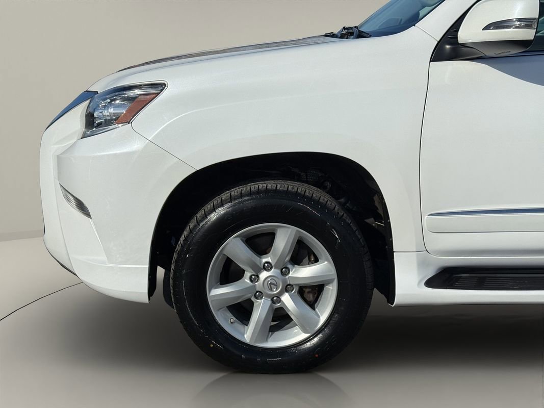 Used 2019 Lexus GX 460 image 22