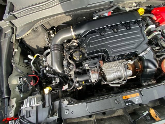 Used 2021 Jeep Renegade Limited w/ Luxury Group II image 29