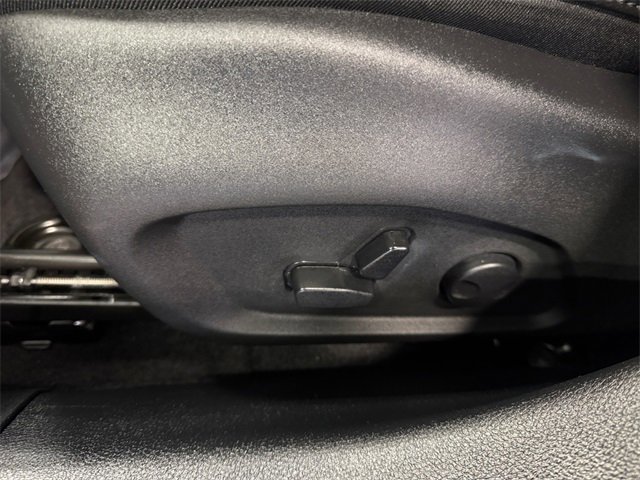 Used 2024 Jeep Compass Limited image 17