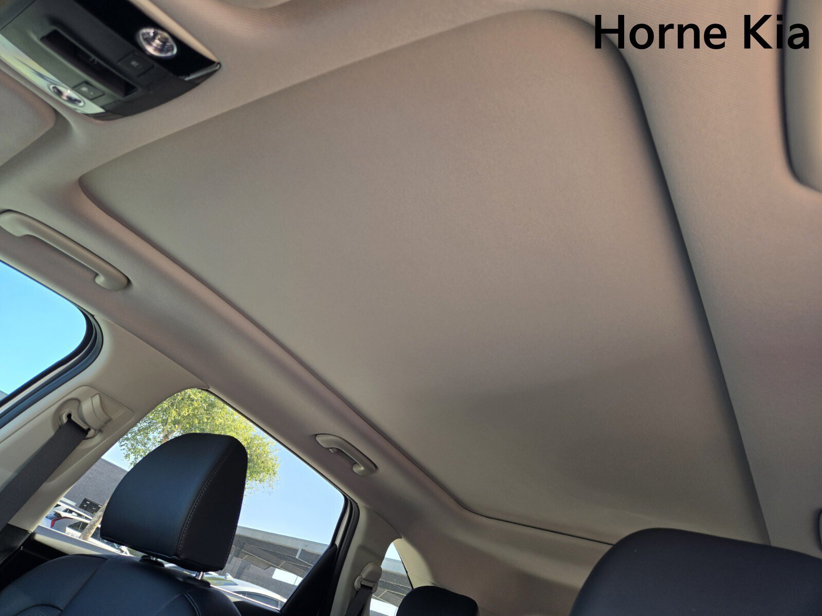 New 2025 Kia Sorento EX w/ EX Panoramic Sunroof Package image 8