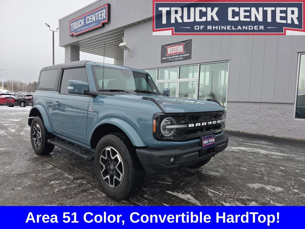Used 2021 Ford Bronco Outer Banks image 1