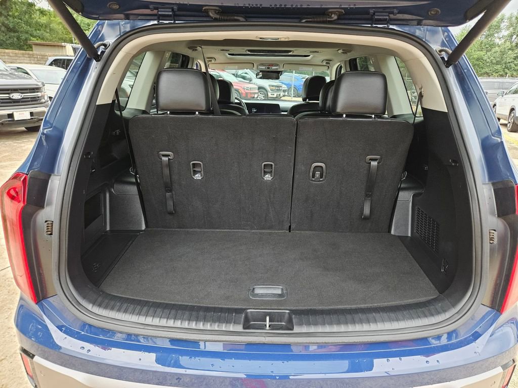 Used 2025 Kia Telluride S FWD image 24