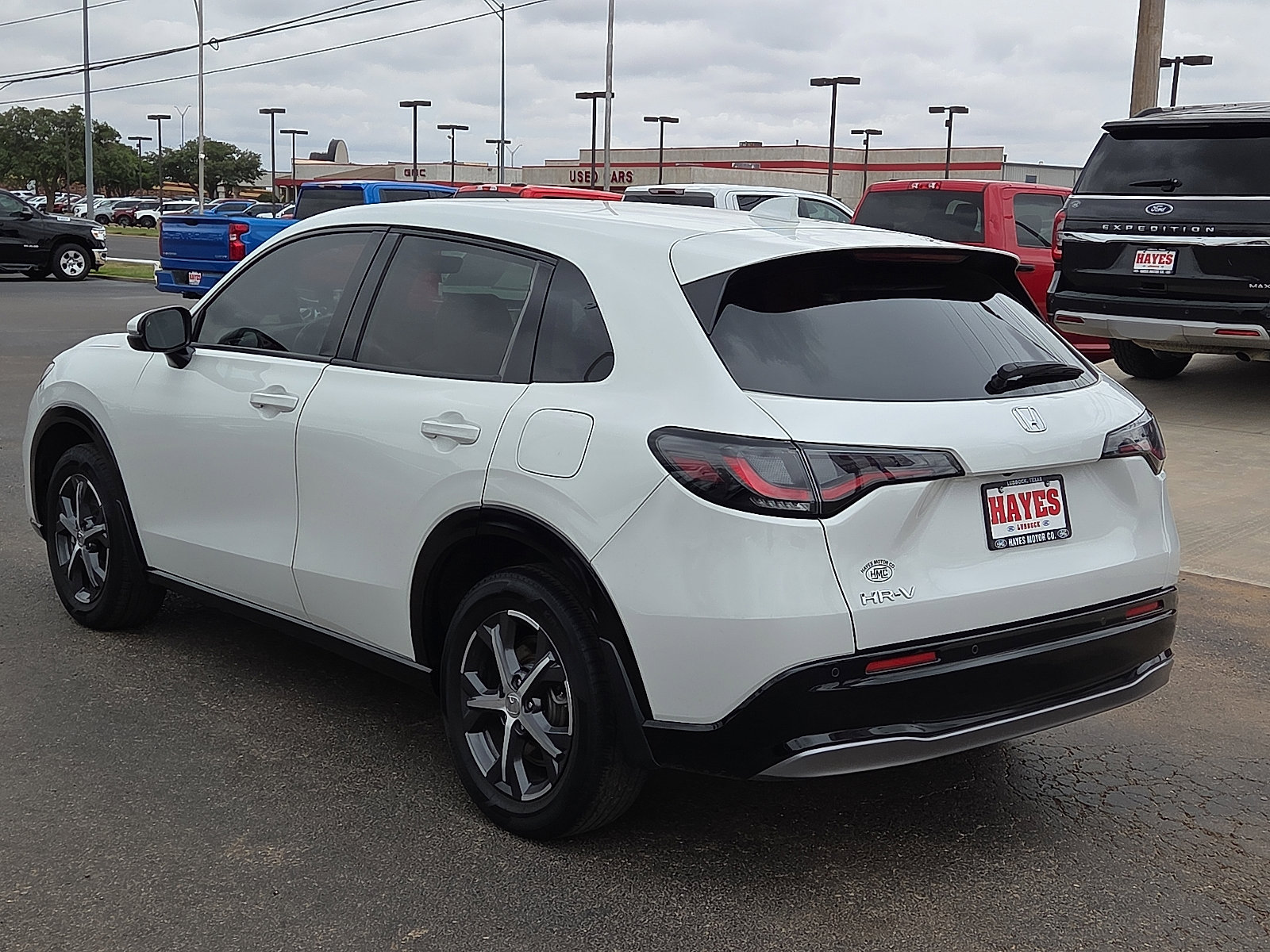 Used 2024 Honda HR-V EX-L image 2