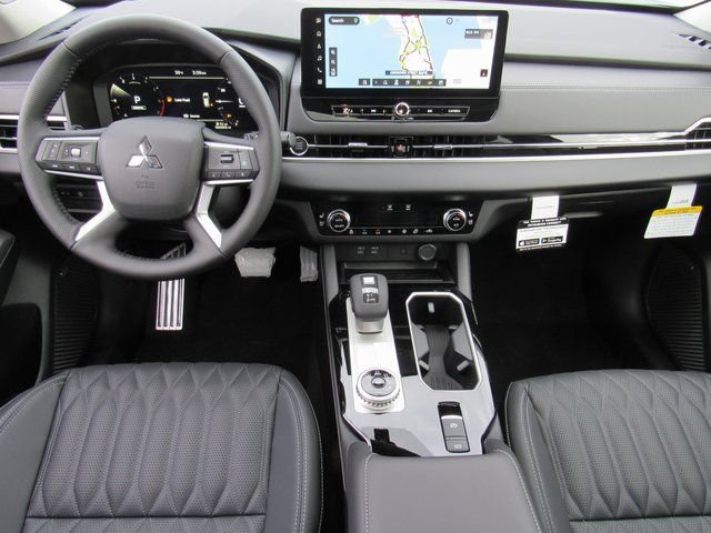 New 2026 Mitsubishi Outlander SEL FWD image 9