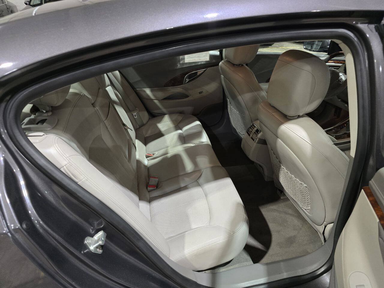 Used 2013 Buick LaCrosse Premium FWD image 30