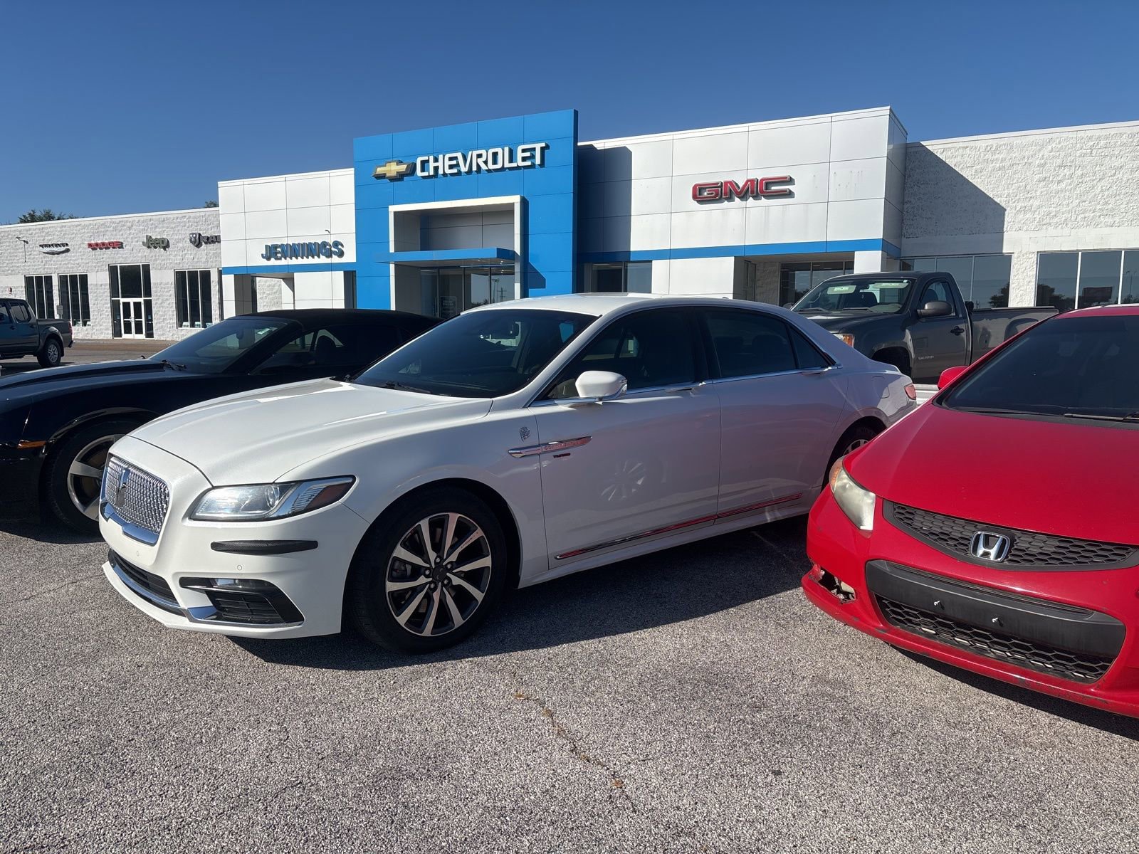 Used 2020 Lincoln Continental image 9