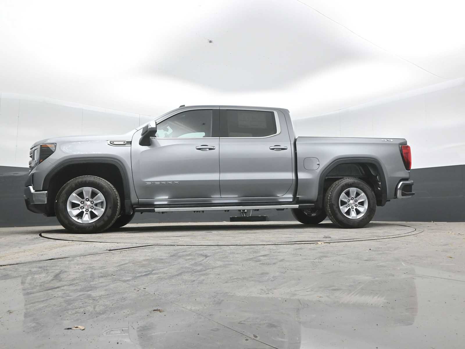New 2026 GMC Sierra 1500 SLE AWD/4WD image 39