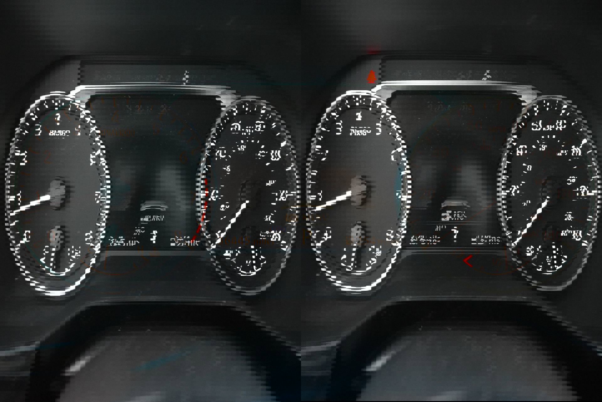 Used 2025 Nissan Pathfinder SV AWD/4WD image 33