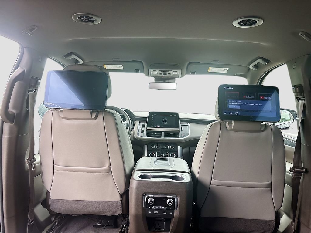 Used 2024 GMC Yukon XL SLT w/ SLT Luxury Package RWD image 22