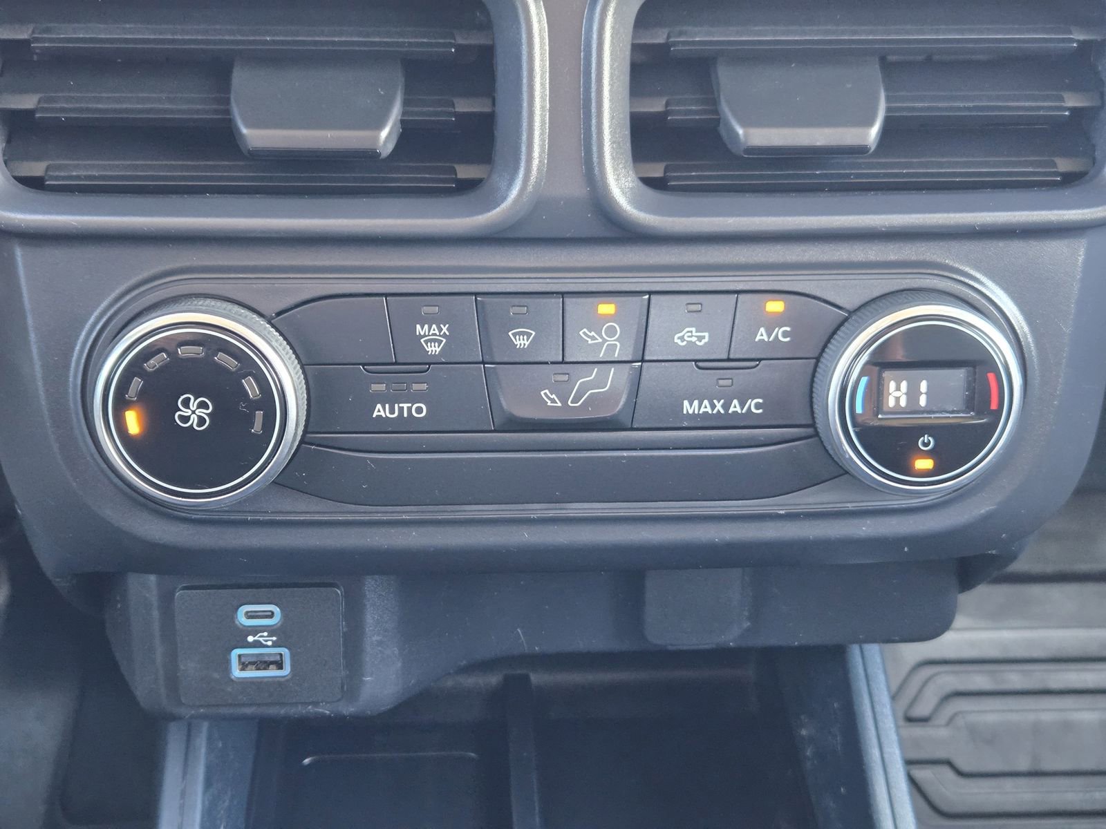 Used 2022 Ford Maverick XL image 19