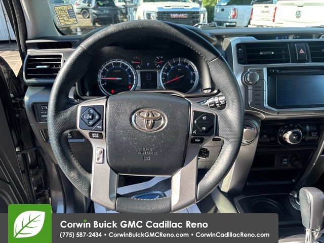 Used 2017 Toyota 4Runner SR5 AWD/4WD image 21