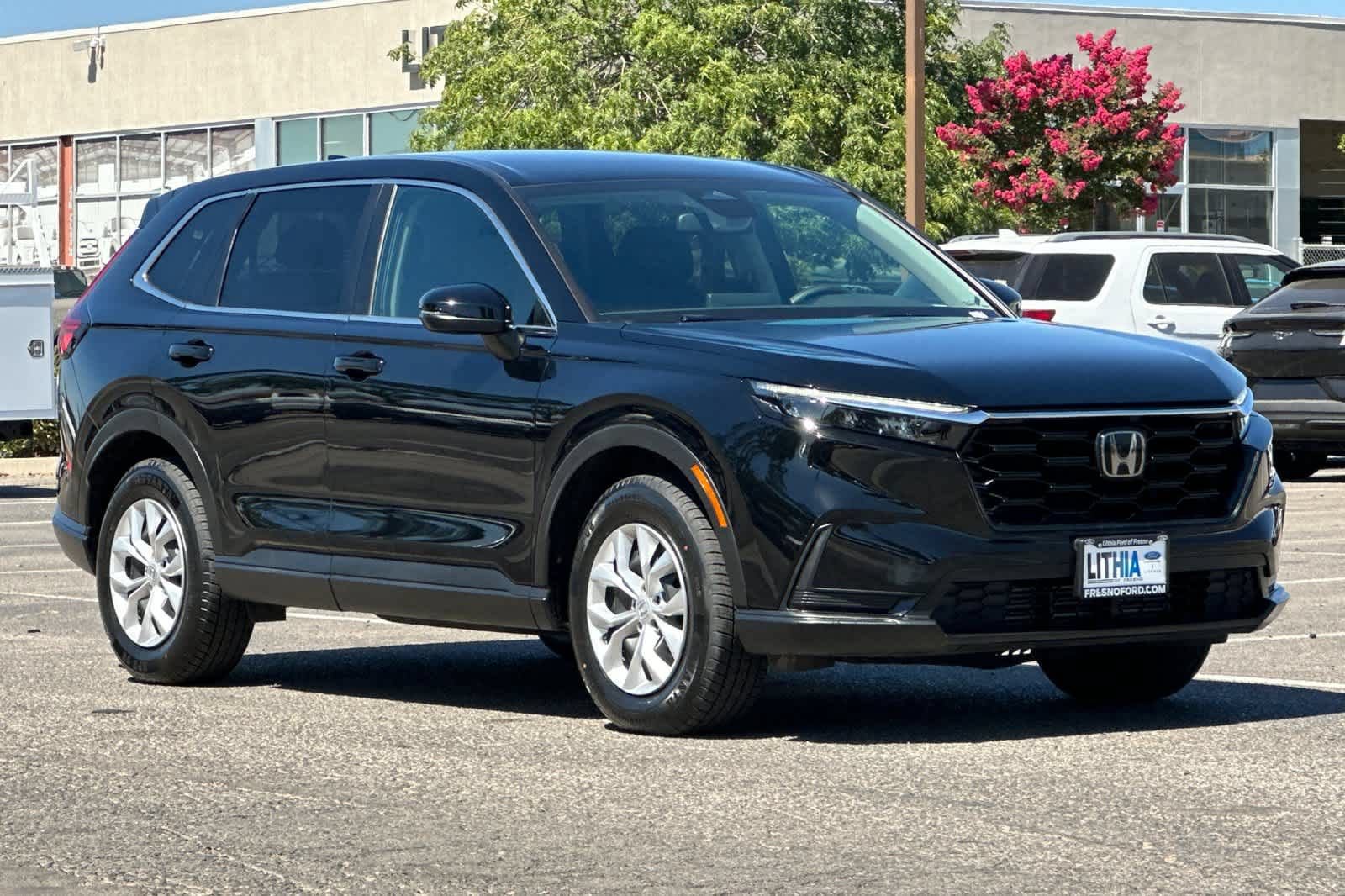 Used 2025 Honda CR-V LX image 9