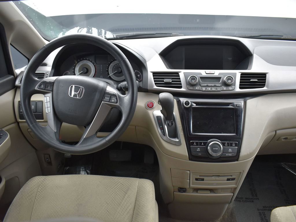 Used 2017 Honda Odyssey SE image 13