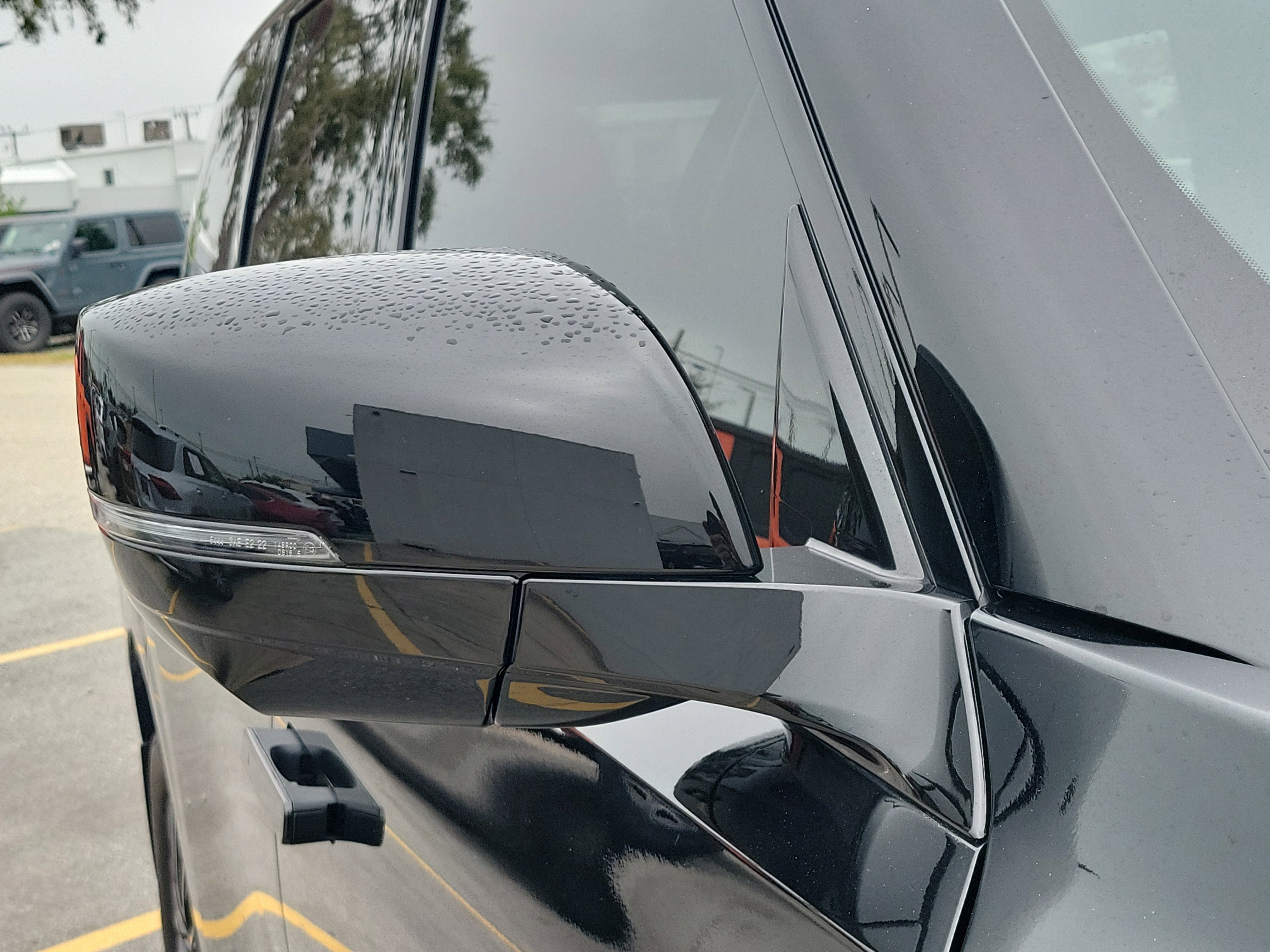 Used 2025 INFINITI QX80 Autograph image 10