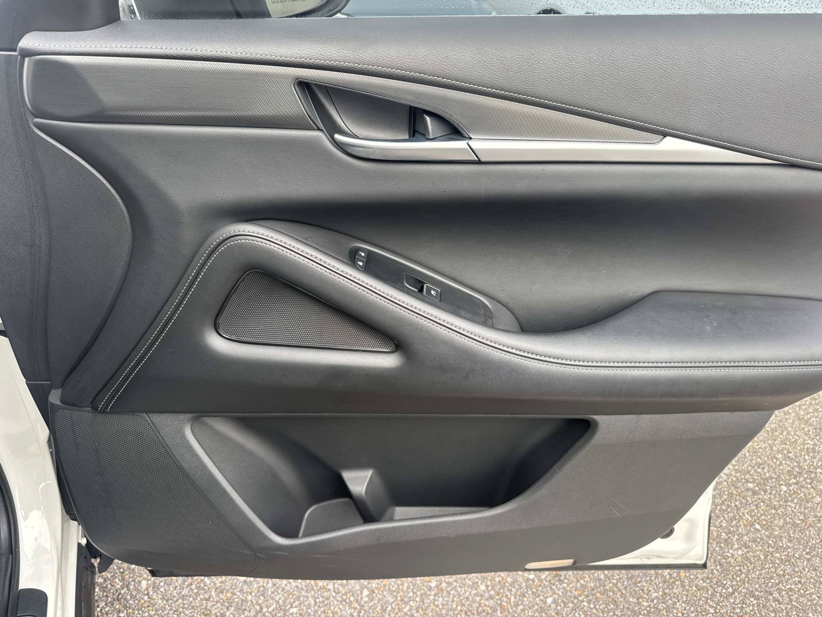 Used 2024 INFINITI QX60 Luxe FWD image 16
