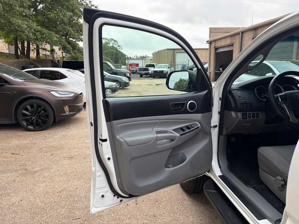 Used 2015 Toyota Tacoma 4x4 Double Cab w/ SR5 Package image 23