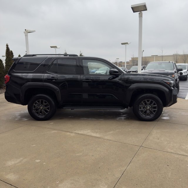 Used 2025 Toyota 4Runner SR5 image 2