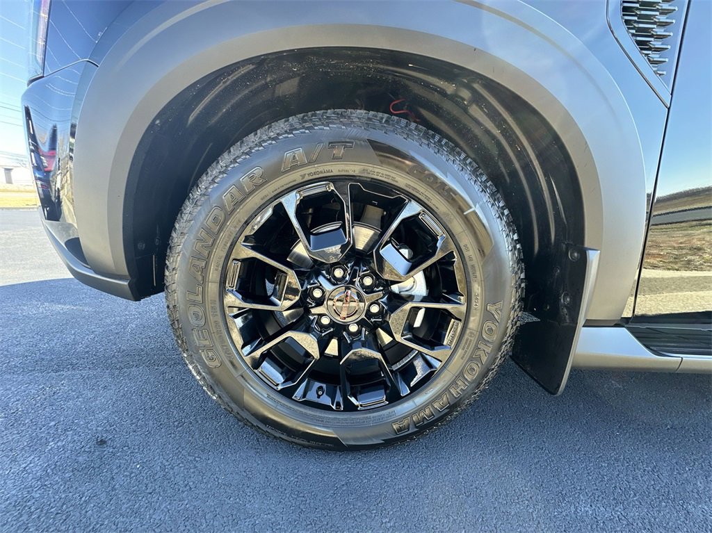 New 2025 Nissan Armada PRO-4X image 10