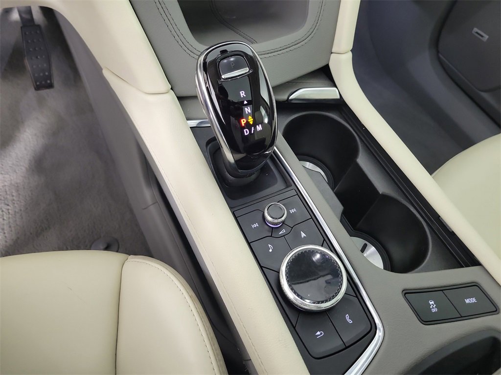 Certified 2022 Cadillac XT6 Premium Luxury w/ Technology Package image 28