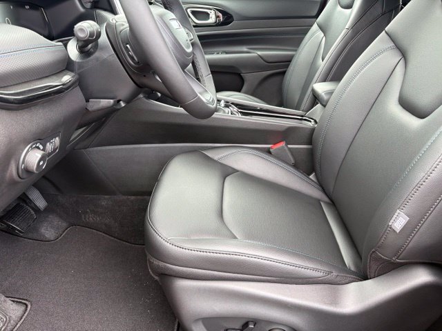 New 2026 Jeep Compass Limited AWD/4WD image 10