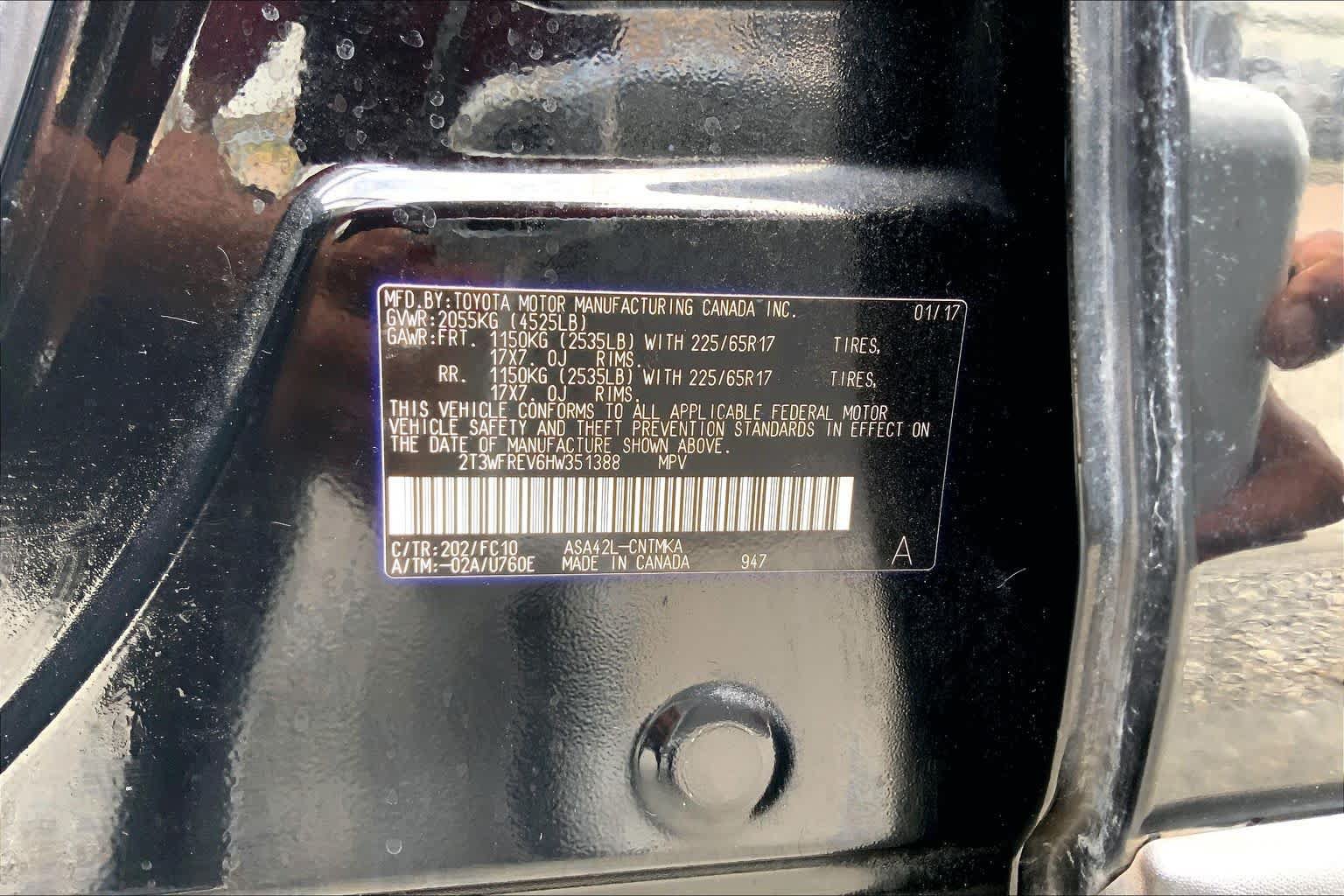 Used 2017 Toyota RAV4 XLE FWD image 36