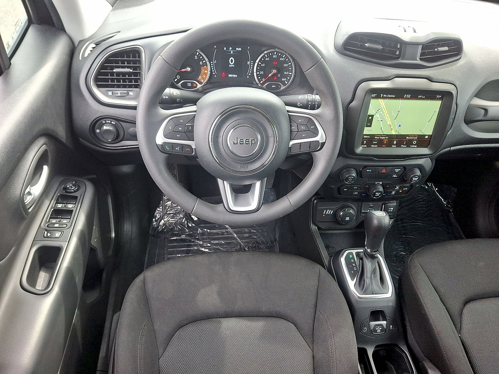 Used 2023 Jeep Renegade Latitude AWD/4WD image 20