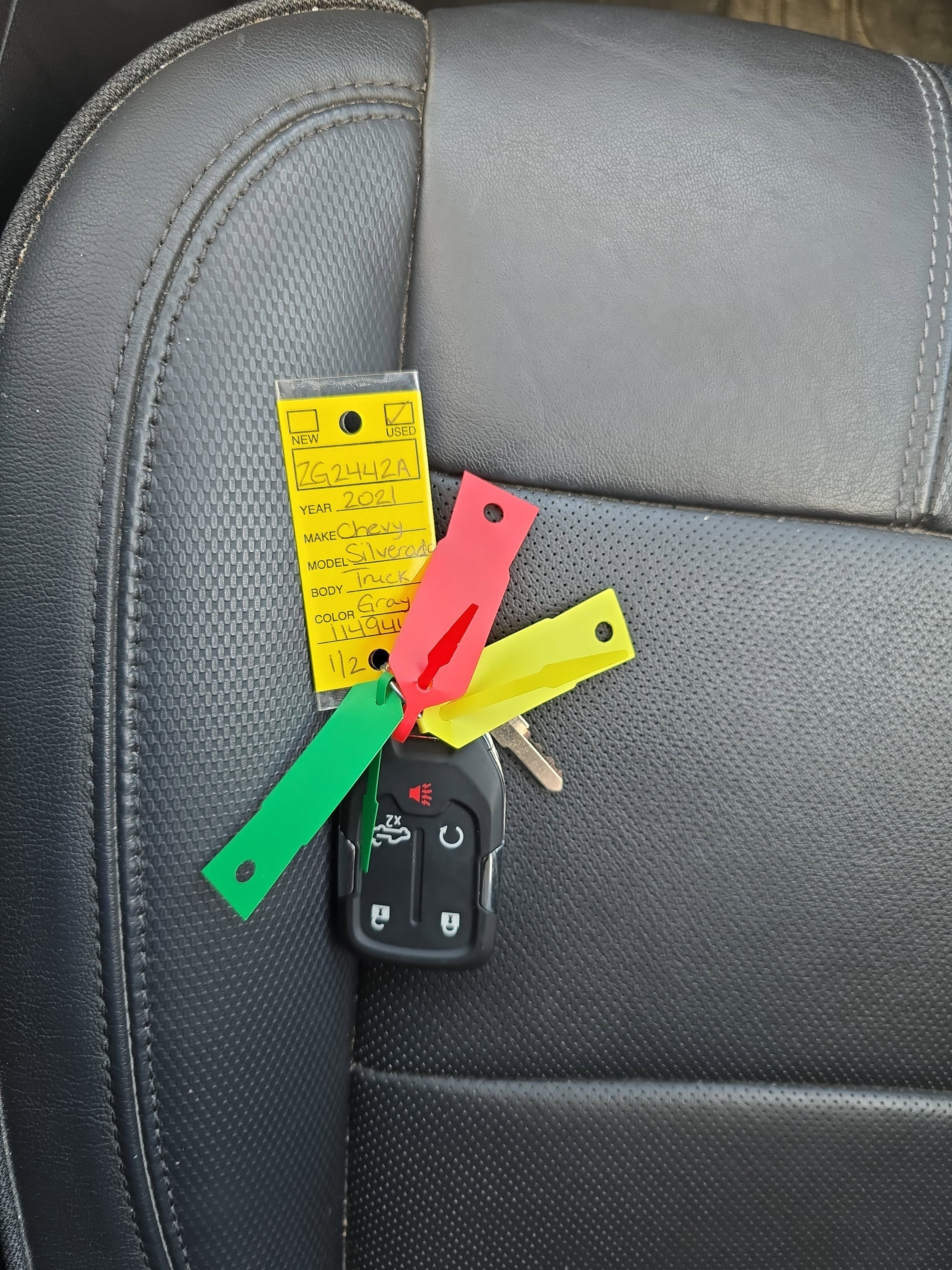 Used 2021 Chevrolet Silverado 1500 High Country w/ Technology Package image 35