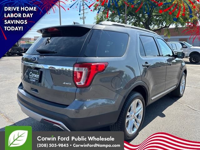 Used 2017 Ford Explorer XLT w/ Equipment Group 202A AWD/4WD image 5