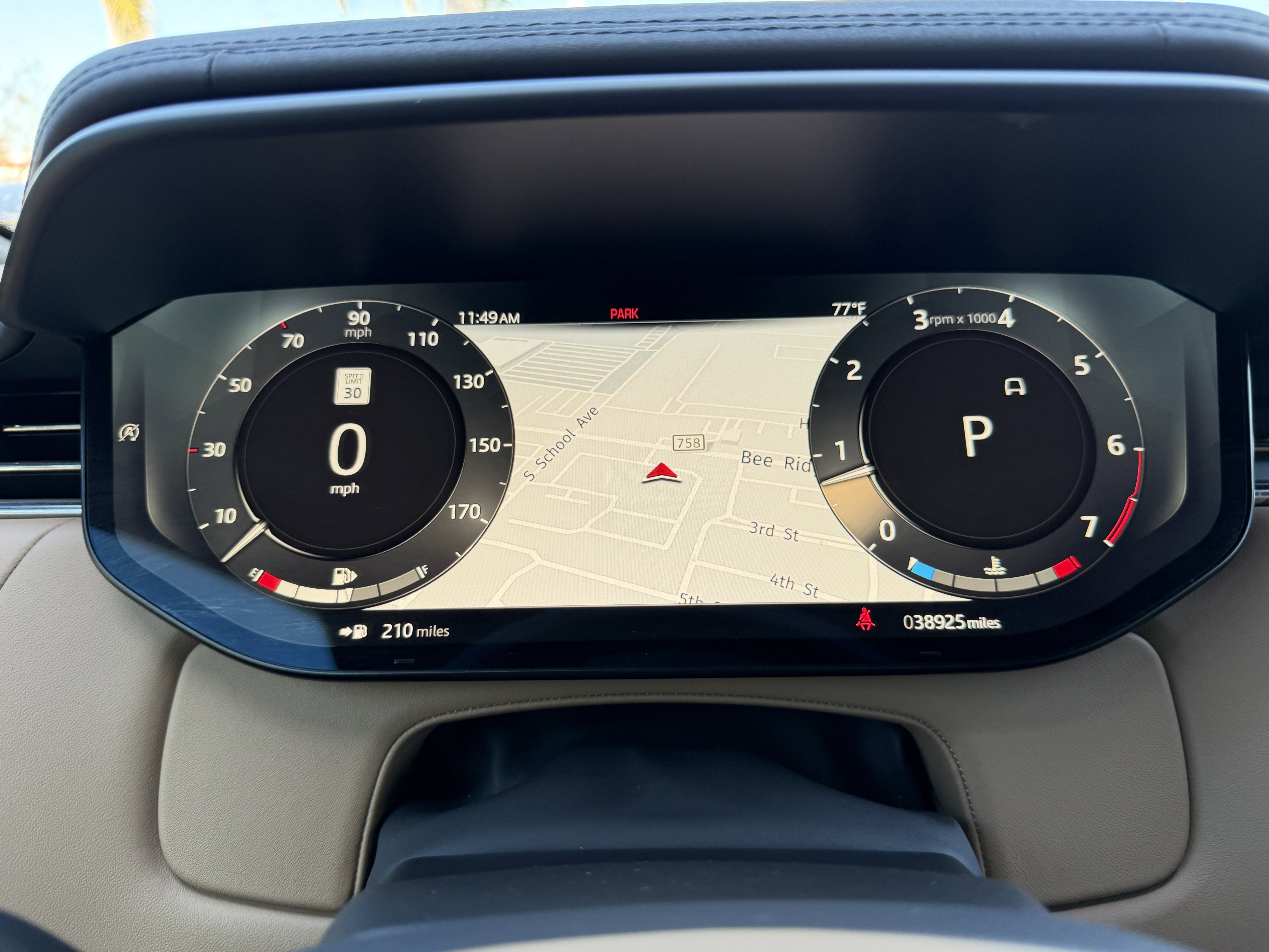 Used 2023 Land Rover Range Rover Sport SE Dynamic image 32