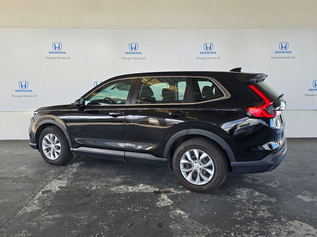 Used 2023 Honda CR-V LX image 4