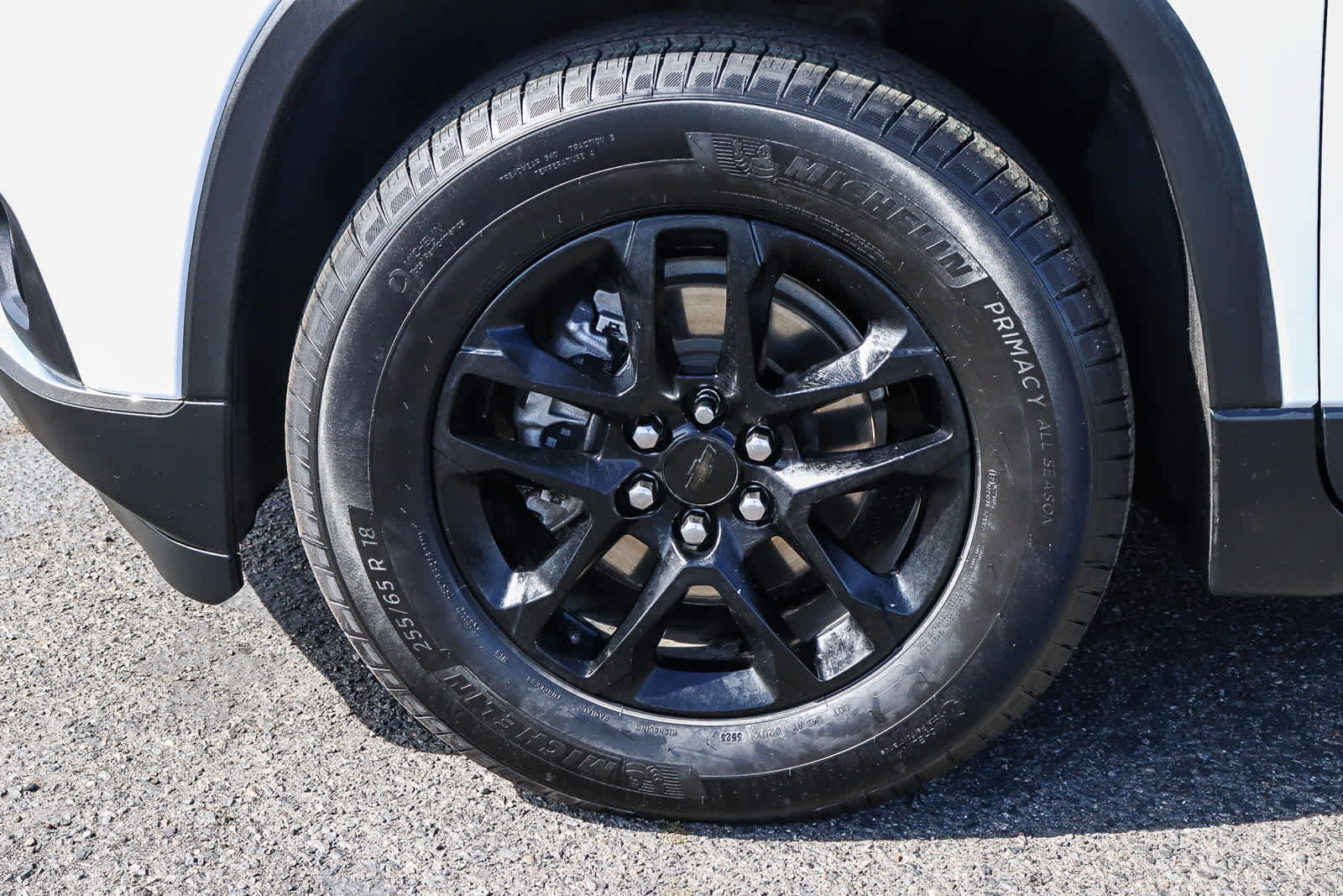 Used 2021 Chevrolet Traverse LT image 12