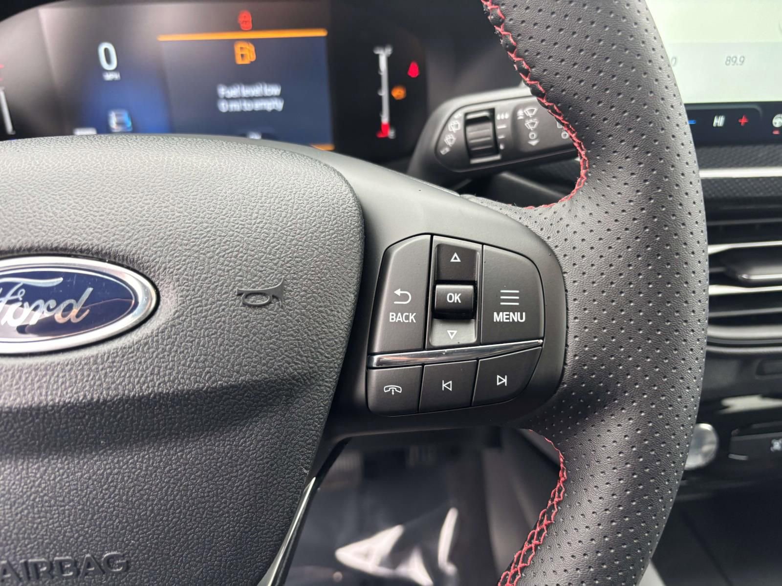 New 2026 Ford Escape ST-Line w/ Tech Pack #1 FWD image 18