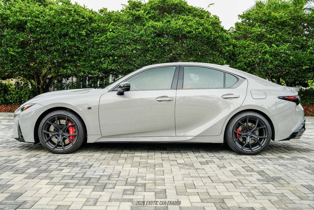 Used 2025 Lexus IS 500 w/ F-Sport Performance RWD image 3
