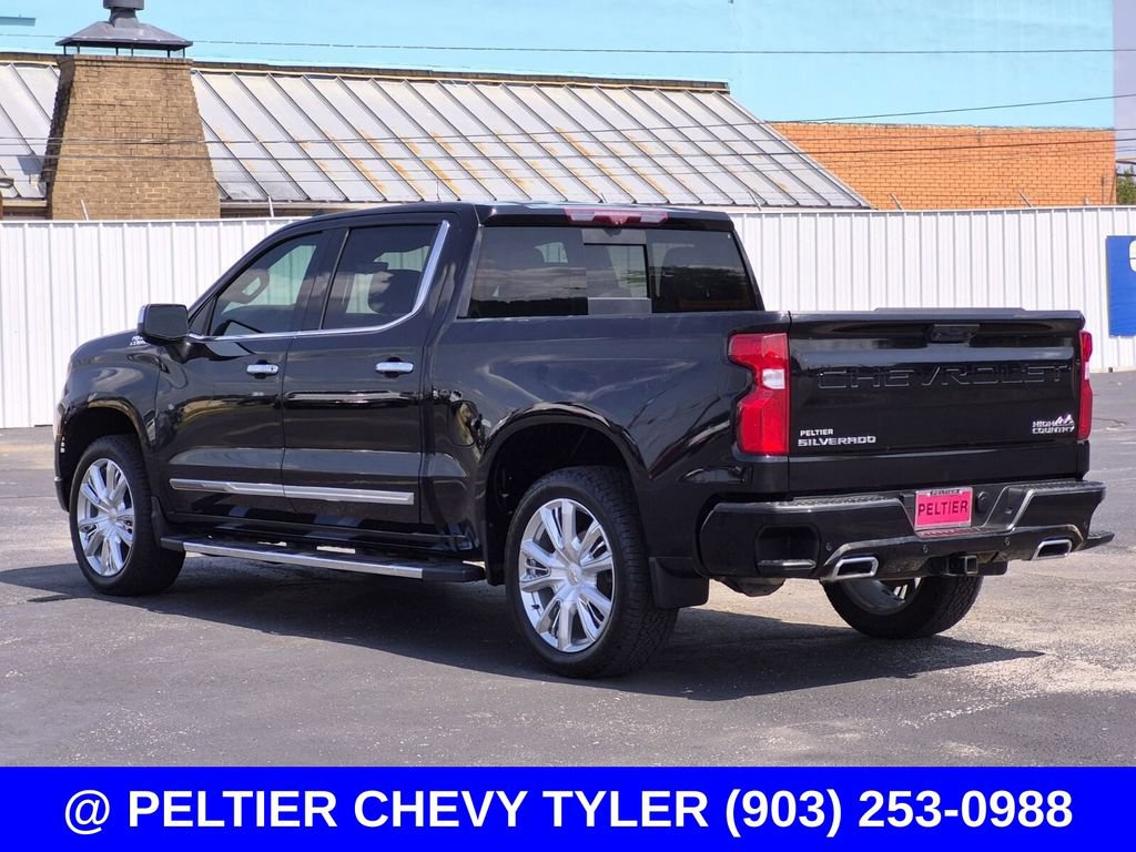 Used 2022 Chevrolet Silverado 1500 High Country w/ High Country Premium Package AWD/4WD image 4