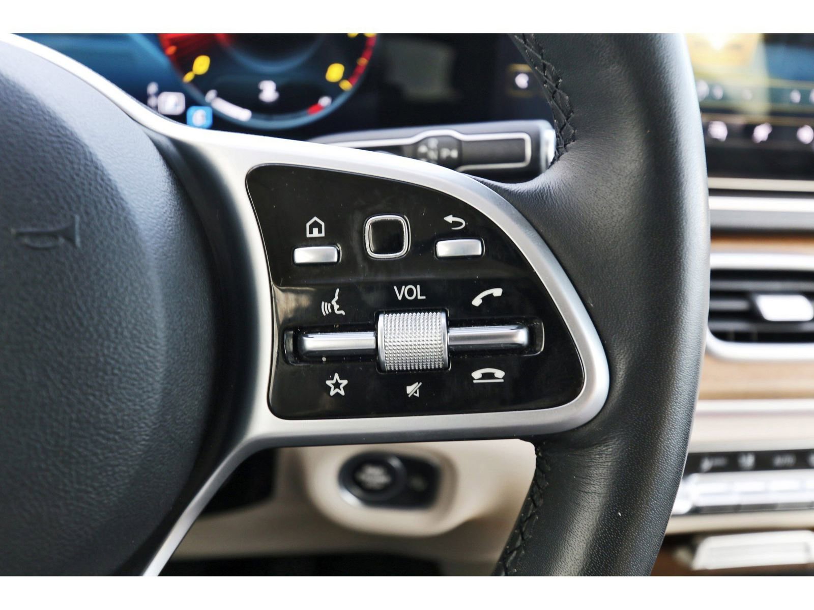 Used 2022 Mercedes-Benz GLE 350 image 18