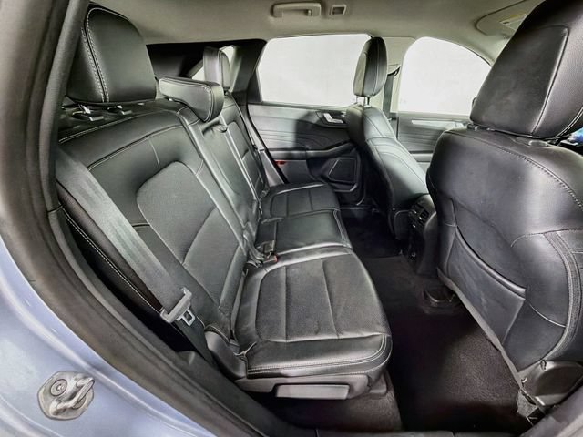 Used 2022 Ford Escape Titanium AWD/4WD image 27