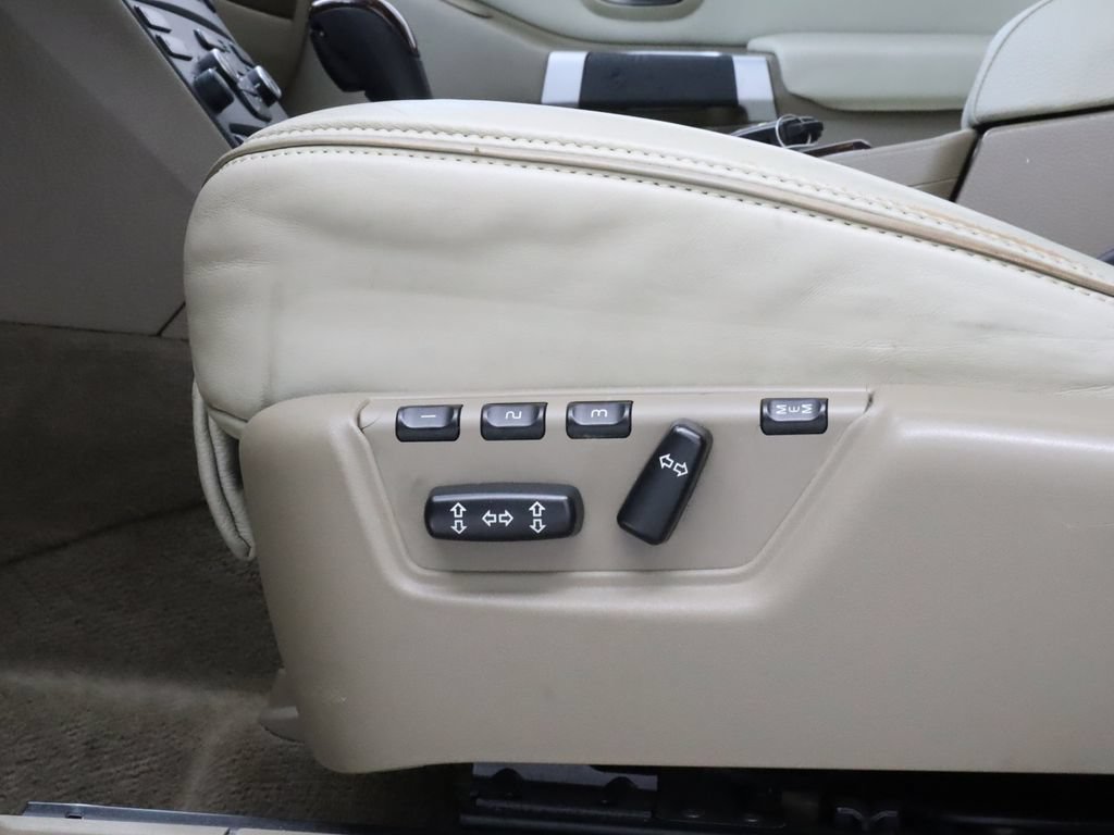 Used 2014 Volvo XC90 3.2 FWD image 11