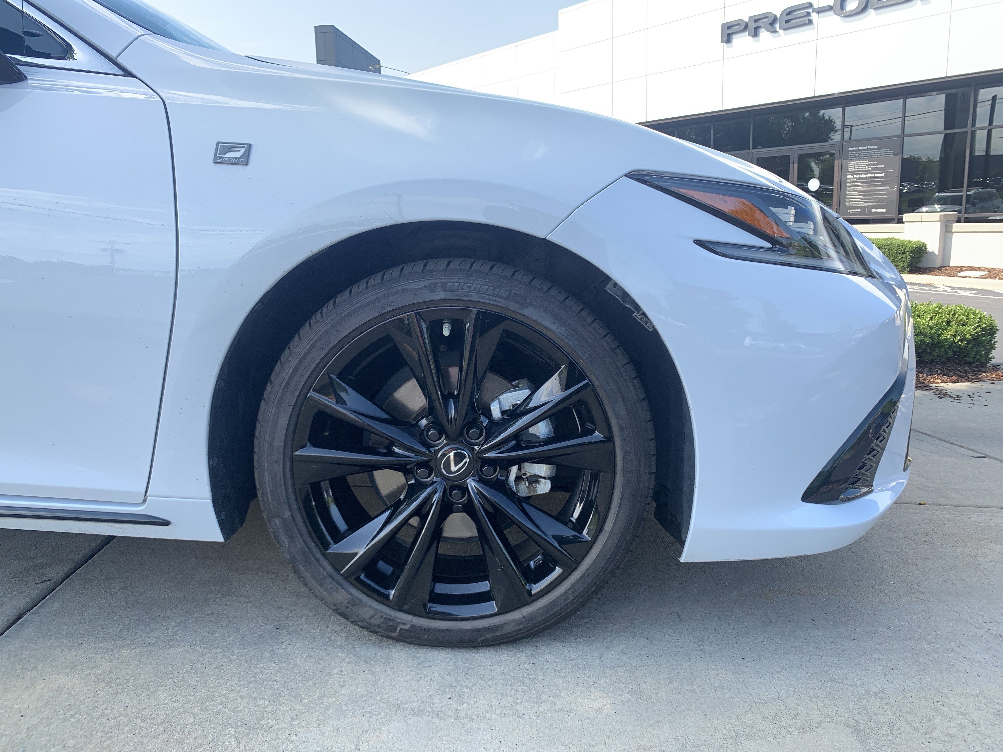 Used 2025 Lexus ES 350 F Sport FWD image 13