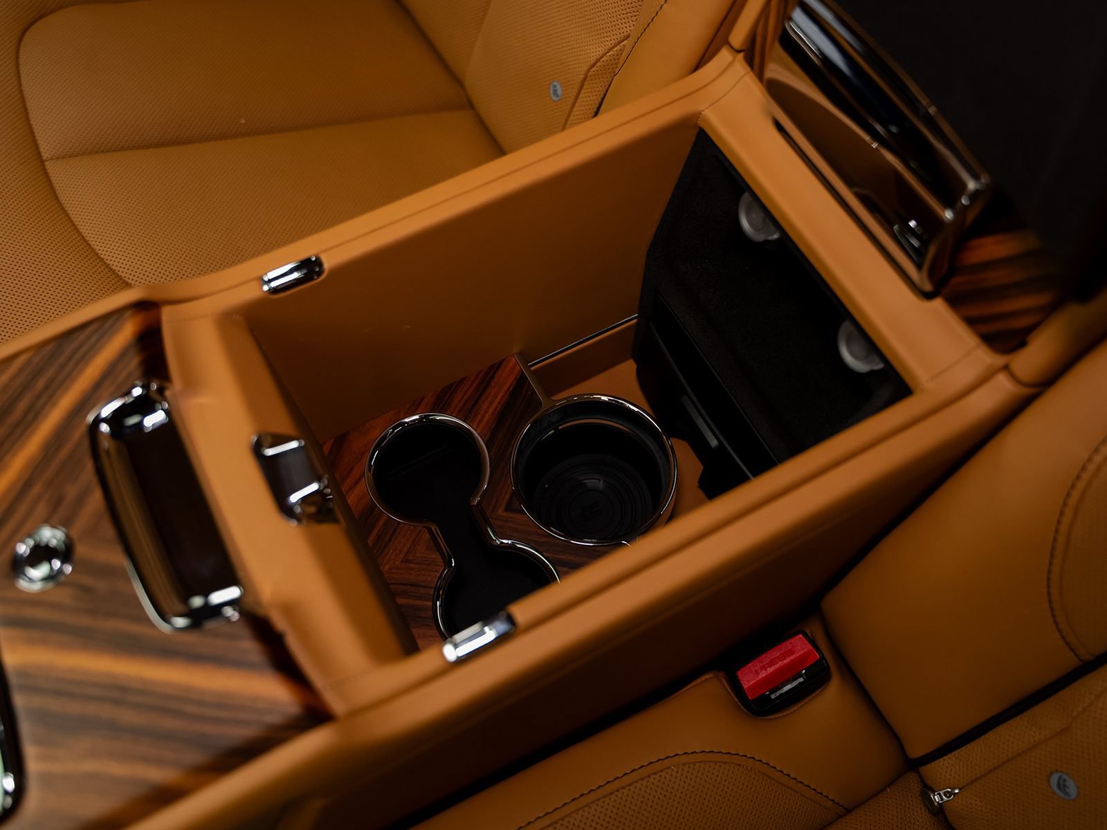 Used 2019 Rolls-Royce Cullinan AWD/4WD image 48
